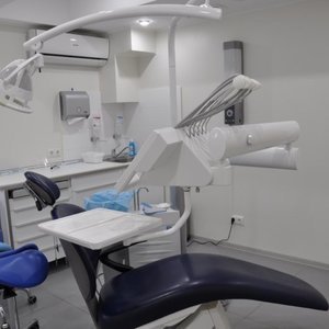 Центр стоматологии и имплантации "Мир Здоровья"