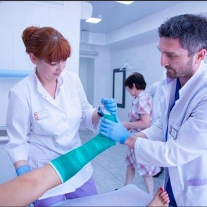 Отделение травматологии и ортопедии многопрофильной клиники "ЕМС" Московского района