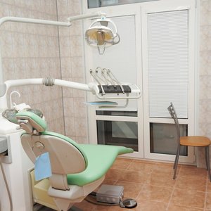 Стоматологическая клиника "Визит Стома"